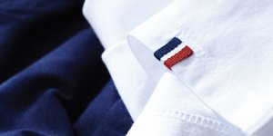 Tee-shirts fabriqués en France avec détail tricolore cousu