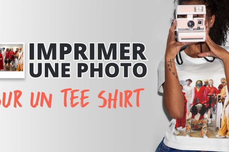 Une photo de l'équipe mistertee.fr est imprimée sur un T shirt blanc