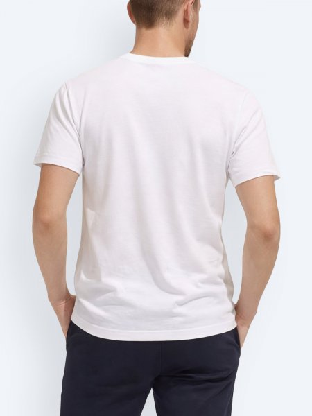 Dos du t-shirt col V Victory en blanc