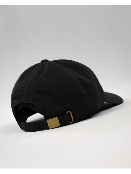 vue 3/4 dos de la casquette baseball Atlantis AT254 en coton bio dans le coloris Black