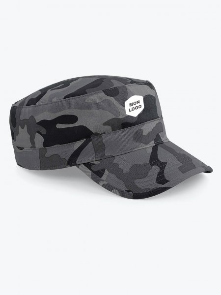 Exemple de logo floqué sur la casquette camouflage BG033 en coloris urban camo