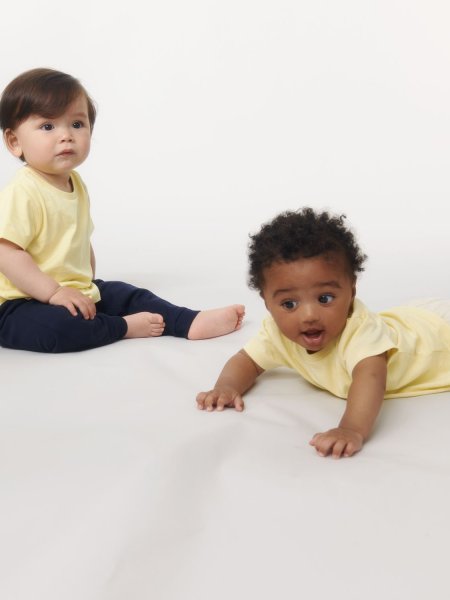 Tee shirt pour bébé en coton bio Baby Creator en coloris Butter