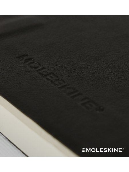 Moleskine agenda 2024 à personnaliser vue dos avec signature moleskine -  avec votre logo