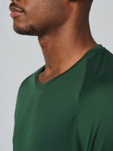 zoom sur le col du T-shirt homme col rond 10 km des Étoiles personnalisable