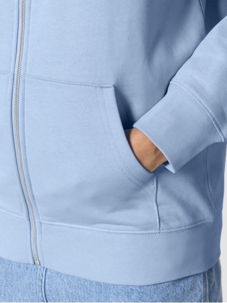 zoom sur manche et finitions du sweatshirt à capuche zippé Cultivator 2.0 à personnaliser en coloris blue soul