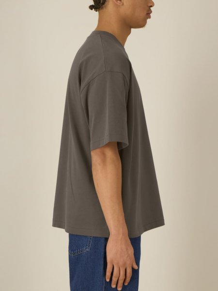 mannequin homme portant le STTU078