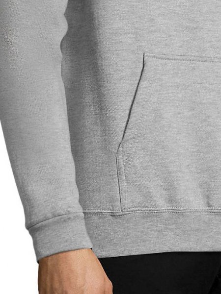 Zoom détails poche et manche sweat Snake en coloris gris chiné Zoom sur la poche kangourou et le poignet du sweat Snake en coloris gris chiné