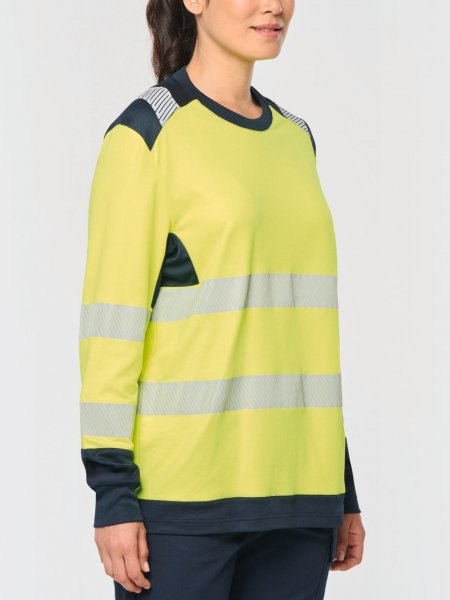 mannequin femme de face portant le T-shirt de sécurité recyclé col rond manches longues unisexe personnalisable mannequin femme de face portant le T-shirt de sécurité recyclé col rond manches longues unisexe personnalisable