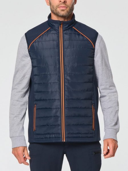 mannequin homme de face portant le Bodywarmer Day To Day bi-matière unisexe personnalisable