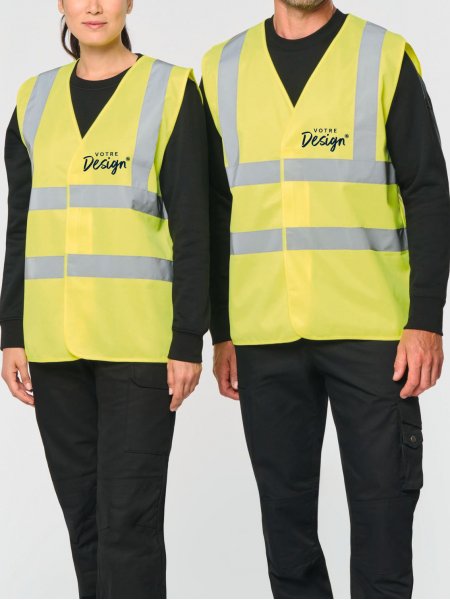 mannequin homme et mannequin femme de face portant le Gilet adulte haute visibilité unisexe personnalisable mannequin homme et mannequin femme de face portant le Gilet adulte haute visibilité unisexe personnalisable