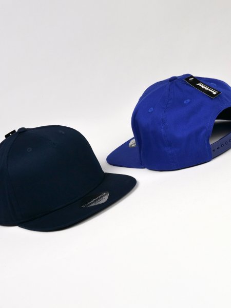 casquette couleur navy et bright royal de face et de dos casquette couleur navy et bright royal de face et de dos