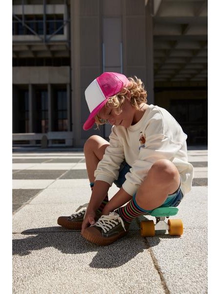Casquette enfant à personnaliser style trucker en coloris fushia/white Casquette enfant à personnaliser style trucker en coloris fushia/white