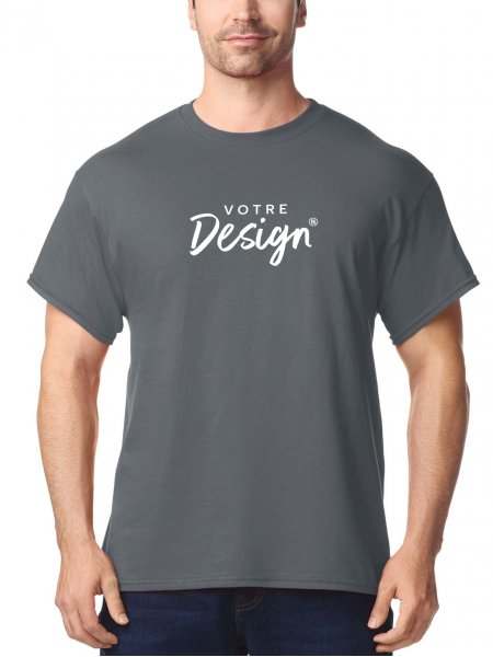 mannequin homme de face portant le T-shirt manches courtes personnalisable