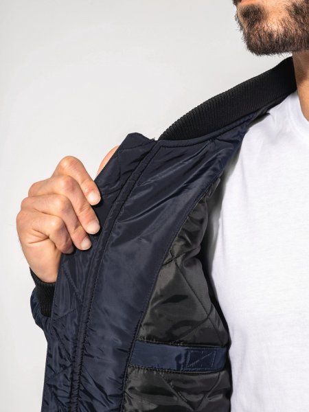 Détail de la doublure intérieure du blouson bomber K6122 couleur marine