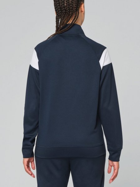 mannequin femme de dos portant la Veste de survêtement zippée unisexe personnalisable mannequin femme de dos portant la Veste de survêtement zippée unisexe personnalisable