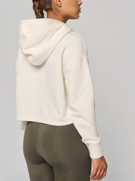 mannequin femme de dos portant le Sweat-shirt crop à capuche femme personnalisable mannequin femme de dos portant le Sweat-shirt crop à capuche femme personnalisable