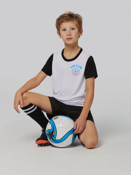 Tee-shirt de sport enfant PA4024 en coloris white/black avec exemple de logo floqué