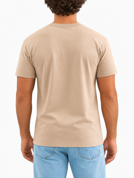 Vue de dos homme tee-shirt Regent en coloris sable à personnaliser avec votre logo Vue de dos homme tee-shirt Regent en coloris sable à personnaliser avec votre logo