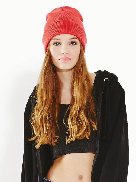 Femme portant le bonnet B45