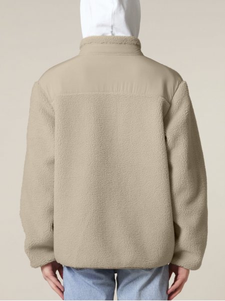 mannequin homme de dos portant la Sherpa Brooker personnalisable