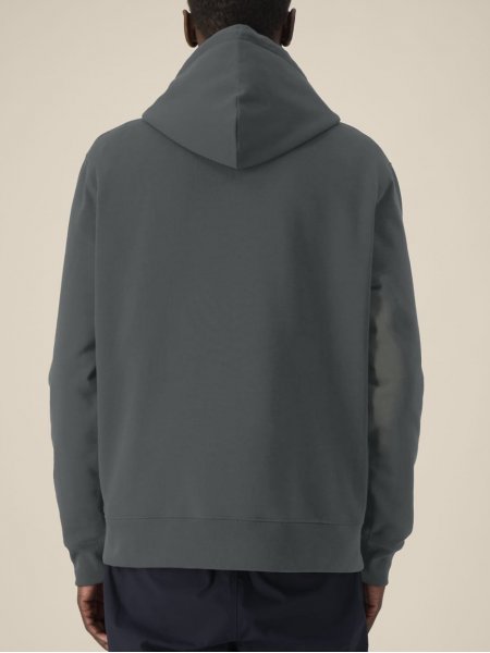 mannequin homme de dos portant le Sweat Gamechanger personnalisable mannequin homme de dos portant le Sweat Gamechanger personnalisable