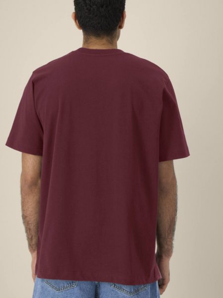Mannequin homme de dos portant le T-shirt bio unisexe personnalisé | Freestyler
