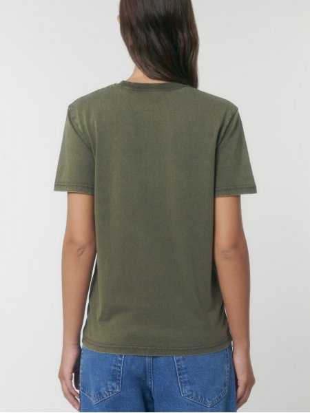 mannequin femme de dos portant le T-shirt Crafter Vintage personnalisable mannequin femme de dos portant le T-shirt Crafter Vintage personnalisable