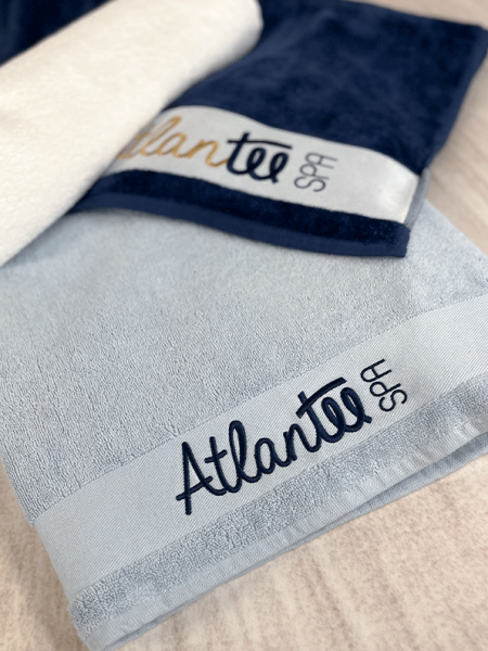 serviette de bain vue logo