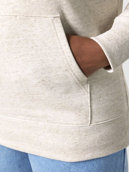 zoom sur la poche ventrale du sweat Cruiser 2.0 à personnaliser, en coloris eco-heather