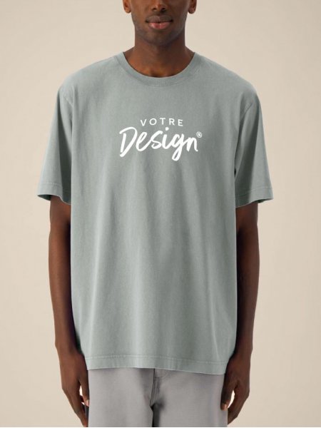 mannequin homme de face portant le T-shirt Freestyler Vintage personnalisable mannequin homme de face portant le T-shirt Freestyler Vintage personnalisable