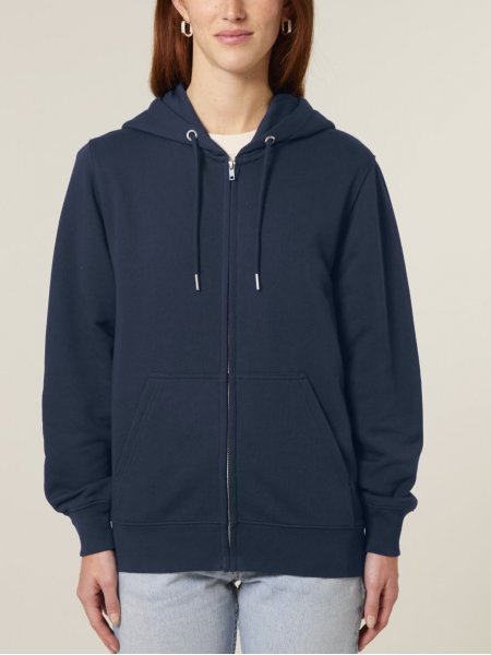 mannequin femme de face portant le Sweat Connector 2.0 personnalisable mannequin femme de face portant le Sweat Connector 2.0 personnalisable