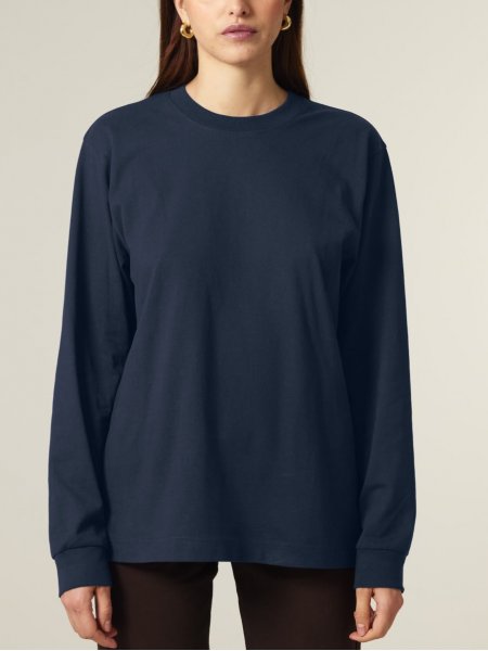 mannequin femme de face portant le T-shirt Freestyler manches longues personnalisable