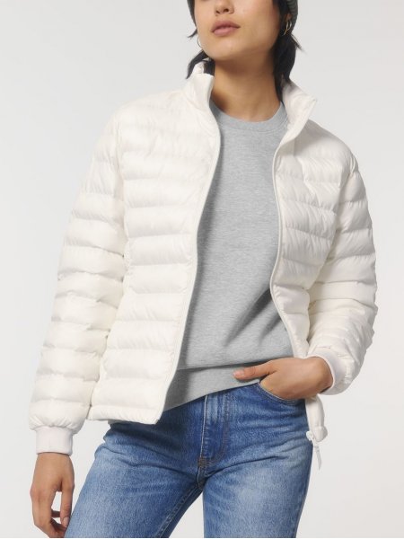 Doudoune femme recyclée Stella Voyager en coloris Off white Doudoune femme recyclée Stella Voyager en coloris Off white sans logo