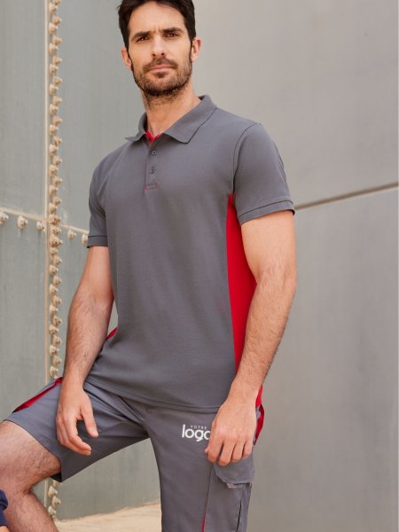 Mannequin homme portant le bermuda de travail multipoches bicolore V3007 coloris gris et rouge