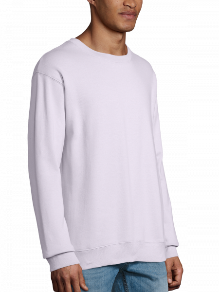 un homme de 3/4 portant le sweat Columbia à personnaliser en coloris Lilas