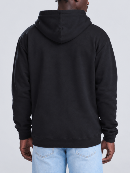 Mannequin homme de dos portant le sweat à capuche JH001 en coloris jet black avec votre design dans la zone de personnalisation Mannequin homme de dos portant le sweat à capuche JH001 en coloris jet black avec votre design dans la zone de personnalisation