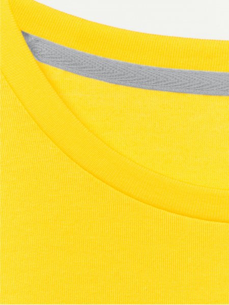 Zoom sur les coutures et l'intérieur du col du t-shirt WK304 Zoom sur les coutures et l'intérieur du col du t-shirt WK304