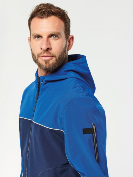 Manche avec porte stylos sur la veste WK450 en coloris Navy / Royal Blue Manche avec porte stylos sur la veste WK450 en coloris Navy / Royal Blue