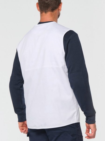 mannequin homme de dos portant le Gilet polycoton multipoches doublé unisexe personnalisable mannequin homme de dos portant le Gilet polycoton multipoches doublé unisexe personnalisable
