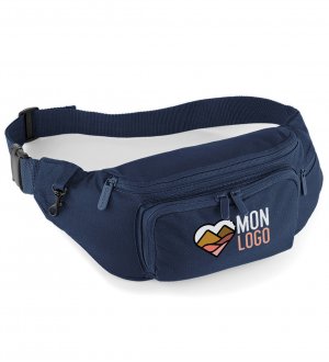 Sac banane QD012 en coloris French Navy avec exemple de logo floqué sur poche avant Sac banane QD012 en coloris French Navy avec exemple de logo floqué sur la poche avant