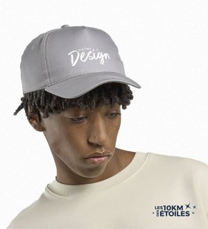 mannequin homme de face portant la Casquette 10 km des Étoiles
