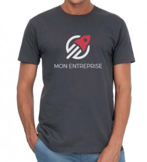 Le t-shirt E190 à personnaliser en coloris Dark Grey Le mannequin homme porte le t-shirt E190 à manches courtes et col rond en tissu épais à personnaliser en coloris Dark Grey