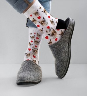 Chaussettes personnalisées avec des coeurs et têtes de chat
