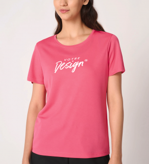 mannequin femme de face portant le T-shirt sport femme Mercury personnalisable 