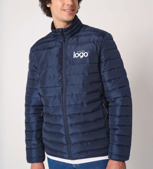 mannequin homme de face portant la Doudoune matelassée homme personnalisable