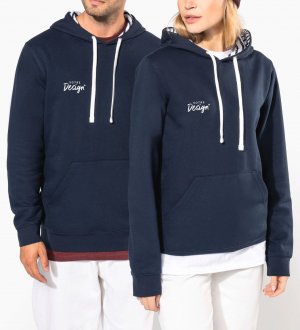 mannequin homme et femme de face portant le Sweat-shirt à capuche contrastée à motifs unisexe personnalisable