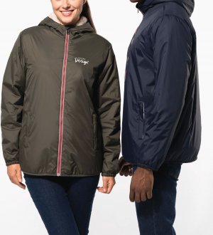 mannequin homme et mannequin femme de face portant la Veste doublée sherpa unisexe personnalisable mannequin homme et mannequin femme de face portant la Veste doublée sherpa unisexe personnalisable