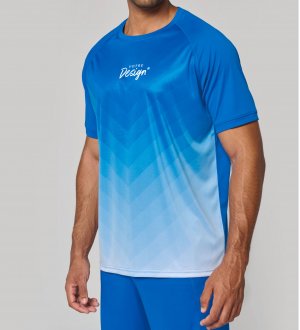 mannequin homme de face portant le Maillot multisport polyester sublimé unisexe