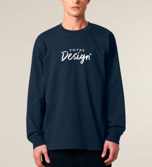 mannequin homme de face portant le T-shirt Freestyler manches longues personnalisable mannequin homme de face portant le T-shirt Freestyler manches longues personnalisable