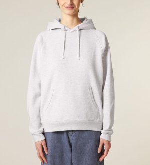 mannequin femme de face portant le Sweat Striker personnalisable mannequin femme de face portant le Sweat Striker personnalisable